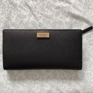✨price drop✨ Kate Spade Laurel Way Stacy Wallet